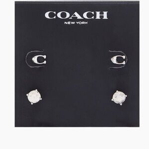 Coach Signature “C” stud set